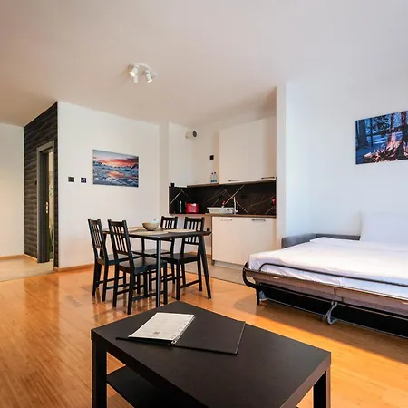 Aparthotel Tesla